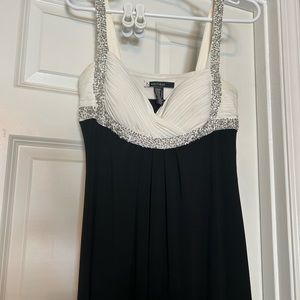Black and white womens formal gown size 4